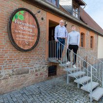 Fotos - Ferienwohnungen im Ferienhaus Schlag im Weindorf Roßbach bei Naumburg im Saale-Unstrut-Weinanbaugebiet