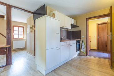 Bilder der FeWo 1 von Ferienwohnungen im Ferienhaus Schlag im Weindorf Roßbach bei Naumburg im Saale-Unstrut-Weinanbaugebiet