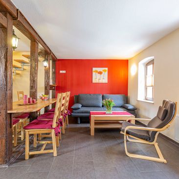 Bilder der FeWo 2 von Ferienwohnungen im Ferienhaus Schlag im Weindorf Roßbach bei Naumburg im Saale-Unstrut-Weinanbaugebiet