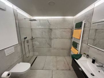 Fotos vom Apartment 1 im Ferienhaus Alte Schmiede der Familie Schlag im Weindorf Roßbach bei Naumburg im Saale-Unstrut-Weinanbaugebiet